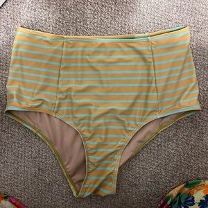 Kortni Jeane Regular High Waist Bottoms